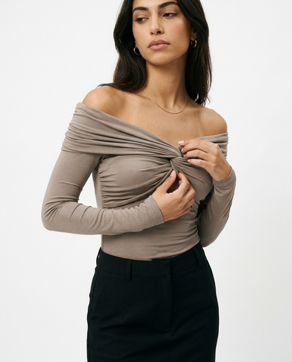 off the shoulder shirt éternelle - detail