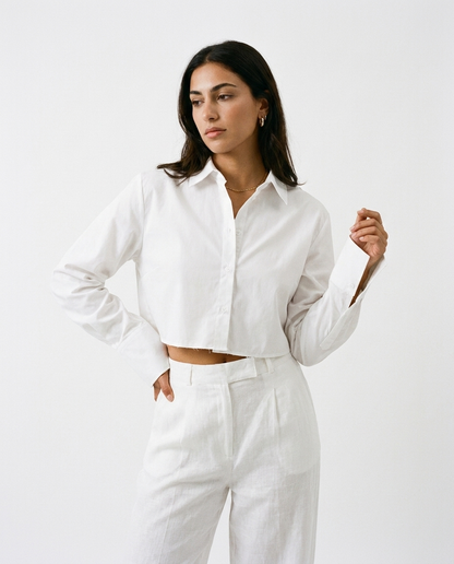 cropped shirt éternelle - on model