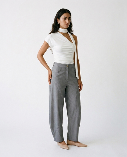 Tailored Barrel pants éternelle - on model