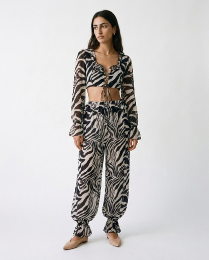 zebra print chifon balloon pants éternelle - on model