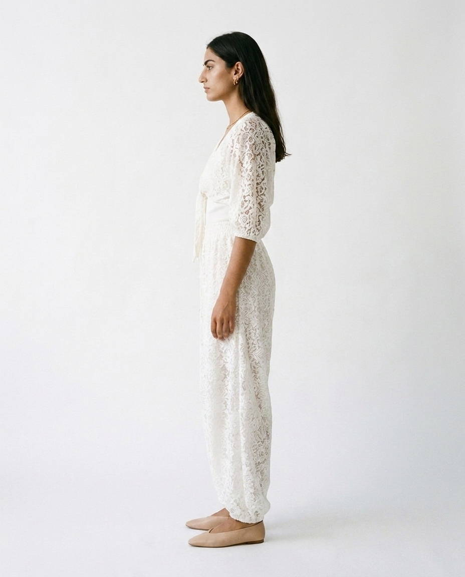 Lace balloon pants éternelle - profile