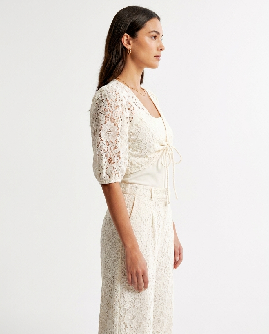 Cropped Lace top éternelle - profile